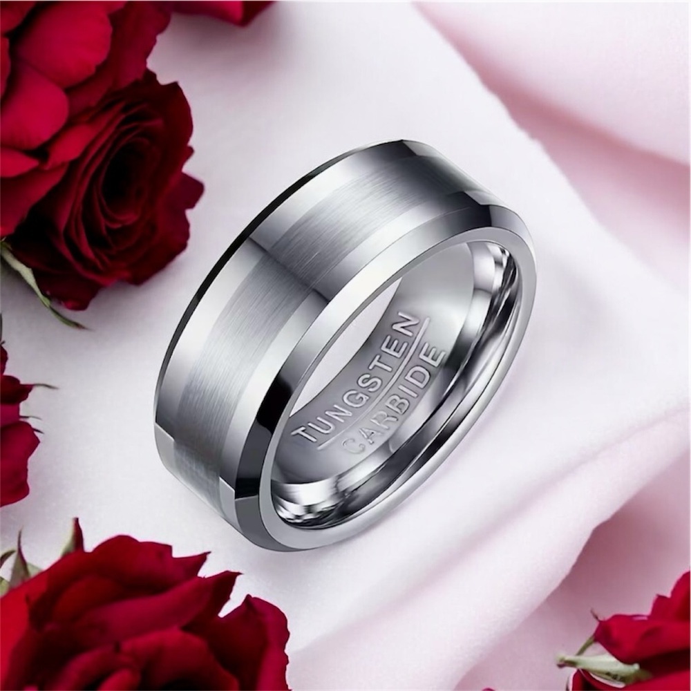 Mens Tungsten Carbide Wedding Band Ring 8mm Silver